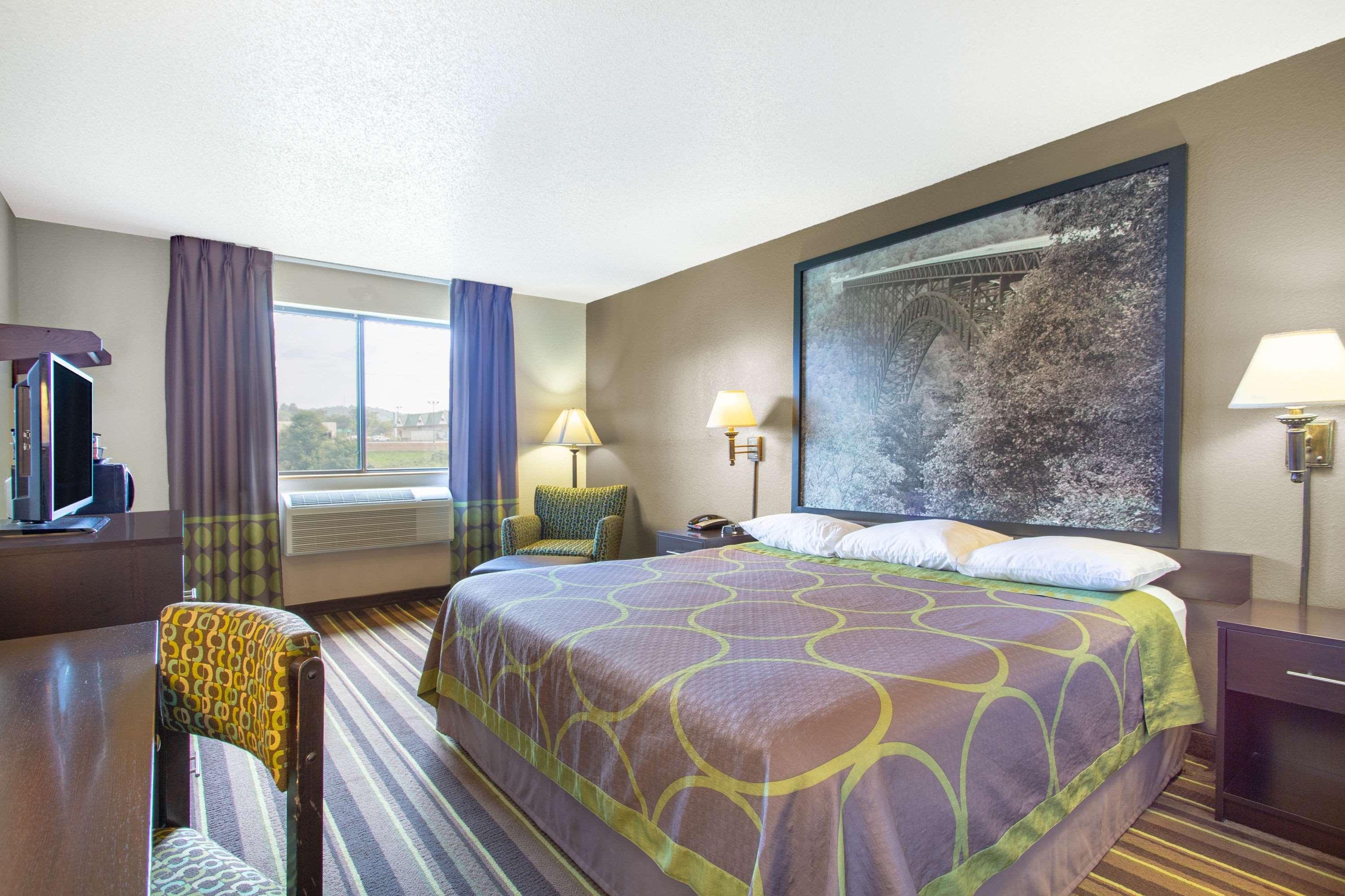 Super 8 By Wyndham Weston Wv Hotell Exteriör bild