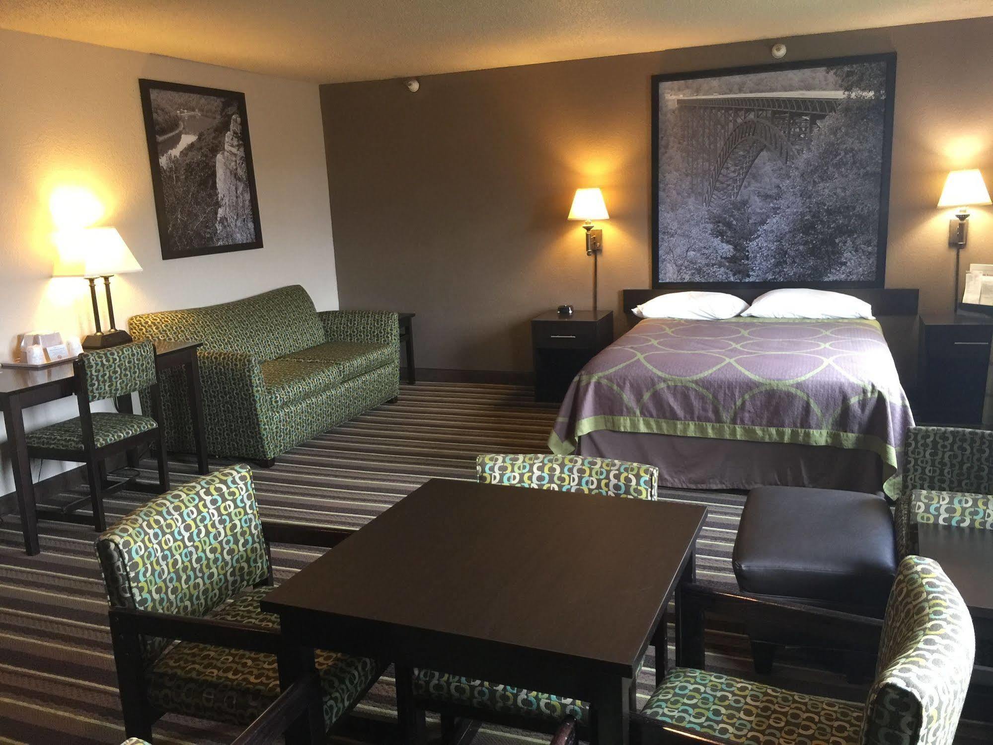 Super 8 By Wyndham Weston Wv Hotell Exteriör bild